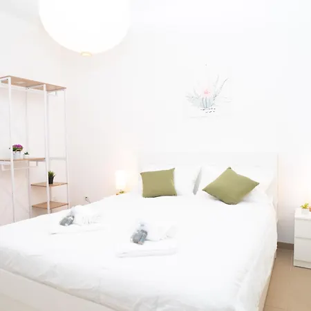 Apartment Modern Two-room For 2, 20 Minutes From Termini