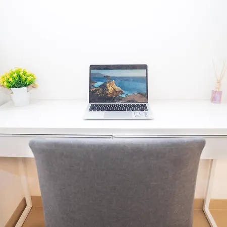 아파트 Modern Two-room For 2, 20 Minutes From Termini