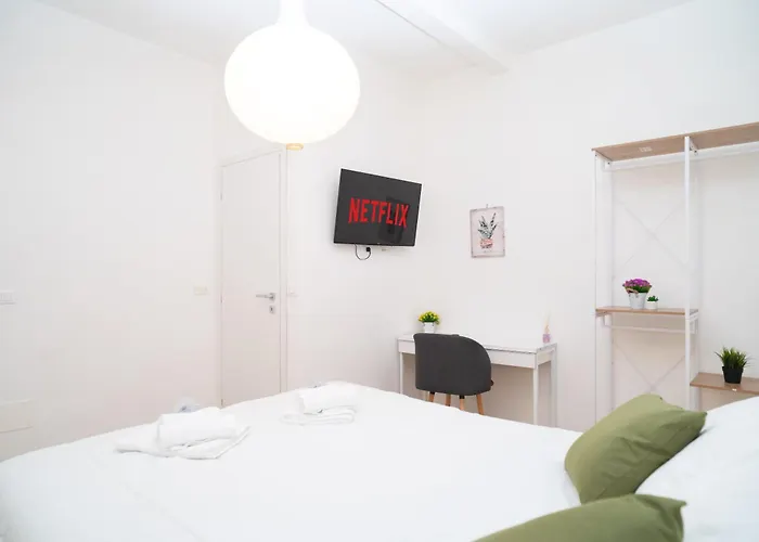 Modern Two-room For 2, 20 Minutes From Termini Rom