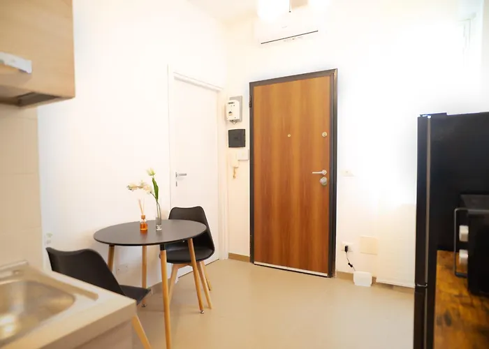 Modern Two-room For 2, 20 Minutes From Termini Lägenhet *